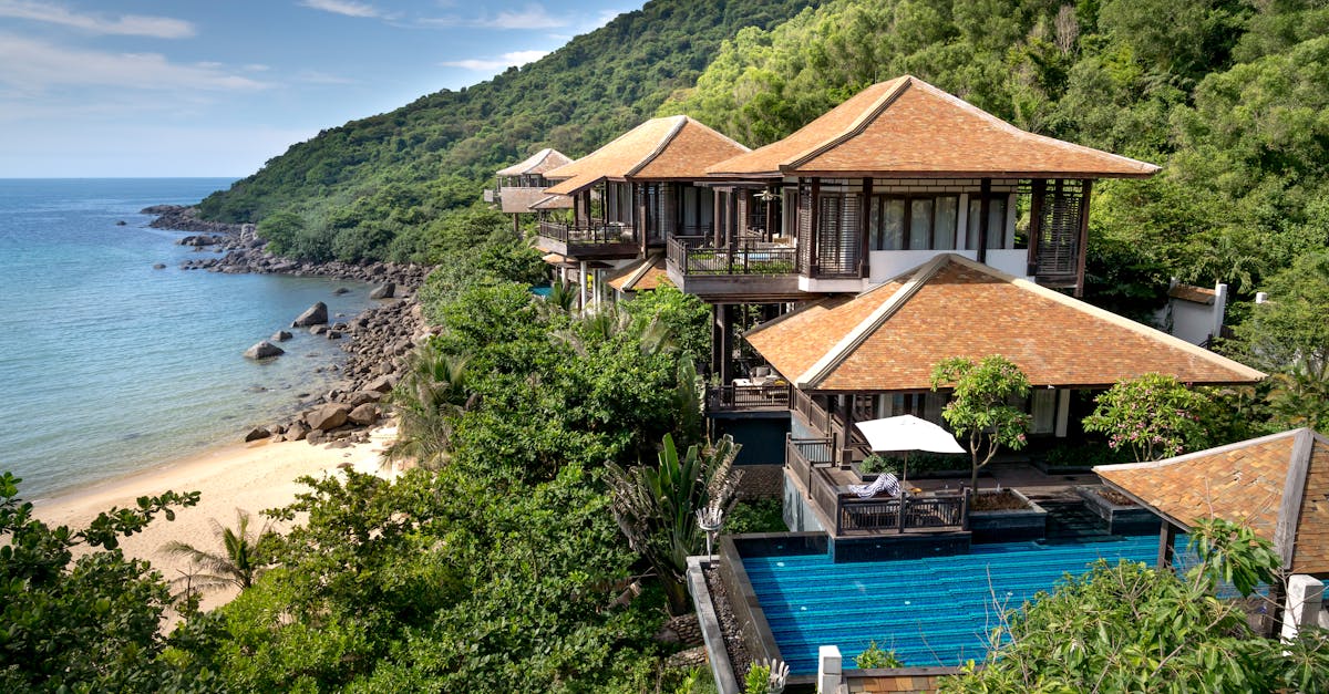 Tips for Booking Pet-Friendly Budget Villas in Phuket